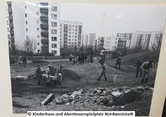1973