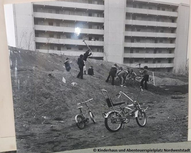 1973