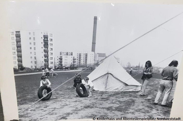 1973